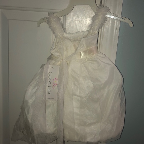 Beautiful baby girl dress - Picture 4 of 7